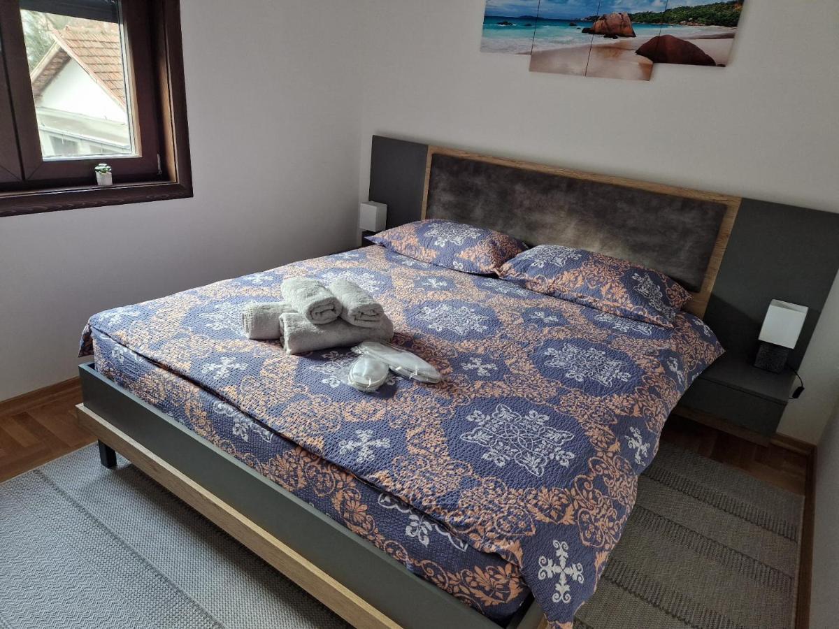 Mb Lux Apartment Vrnjacka Banja Exterior photo